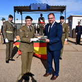 El Grupo de Artillera de Campaa XI reconoce al alcalde de Mrida por su vinculacin 