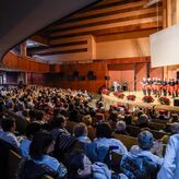 Unos 300 mayores de Mrida participan en la Gala Navidea con villancicos coros y msica