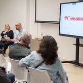 El Ayuntamiento de Mrida se rene con comerciantes de La Antigua para disear iniciativas