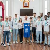 El alcalde de Mrida recibe al CP Don Bosco tras su ascenso a la Tercera FEB de baloncesto