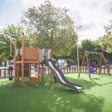 Comienzan obras de mejora y ampliacin en siete parques infantiles en barrios de Mrida