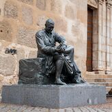 Finaliza la restauracin del Monumento al Cofrade de Mrida 