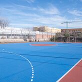 Finaliza la reforma de las pistas deportivas de La Calzada y Juan Canet en Mrida