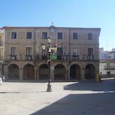 Ayuntamiento de Montehermoso primero en declarar su compromiso con lenguas de Extremadura