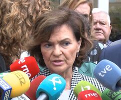 UGT Extremadura concede a Carmen Calvo la insignia de oro de los Premios Primero de Mayo