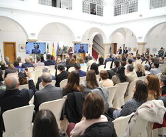 Manuel Naharro insiste en que la bsqueda de la igualdad exige compromiso y humildad