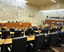 La Asamblea de Extremadura fija para los das 29 y 30 de julio el debate de los PGEX 2026
