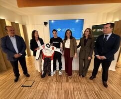 Caja Rural de Extremadura patrocinar al joven piloto cacereo de karting Rubn Muoz