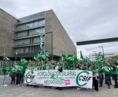 CSIF UGT y CCOO ultiman un calendario de movilizaciones por la equiparacin salarial