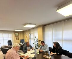 Caja Rural y Asociacin Mataderos firman convenio para ensalzar sostenibilidad del ibrico