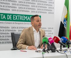 Junta pone en marcha su estrategia desregulacin con eliminacin cita previa obligatoria