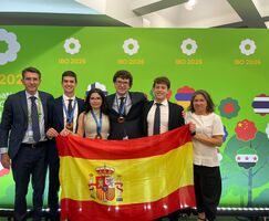 Extremadura firma destacada actuacin en Olimpiada Internacional de Biologa en Lituania