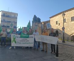 APAG Extremadura Asaja inicia protesta ante Presidencia para pedir ayudas cereal invierno