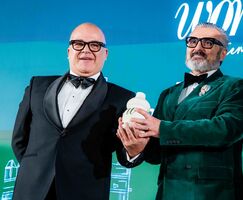 Sancha Artesana reconocida en II Premios Woman Extremadura por preservar la tradicin