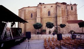 Autorizado contrato servicios tcnicos para funcionar de escenarios mviles de Extremadura