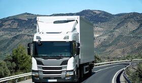 Campaa de la DGT dedicada al control de camiones y autobuses