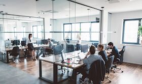 Convenio de la Junta con Fundacin EOI para la formacin para el empleo en Extremadura