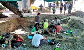 El Gobierno asumir las pruebas de ADN de restos fosa comn en Villanueva de la Serena