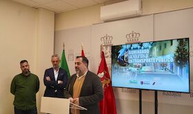 200 usuarios de 6 residencias mayores vern iluminacin navidea de Badajoz con Taxi Luz