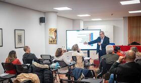 Ayuntamiento de Mrida colabora en un mster de protocolo que se imparte en la ciudad