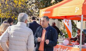 Cs critica colapso de sanidad extremea tras dcadas de mala gestin del bipartidismo