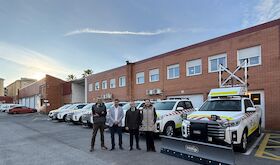 6 nuevos vehculos pick up para conservacin de carreteras afectadas por hielo y nieve