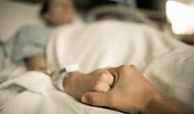 Extremadura registr 8 solicitudes de eutanasia en 2024 de las que se aceptaron cuatro