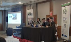 Junta urge la necesidad de planificar relevo familiar para garantizar empresas extremeas