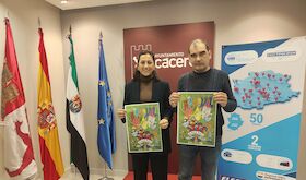 Cceres celebra su Carnaval con dos desfiles y la actuacin de una comparsa gaditana