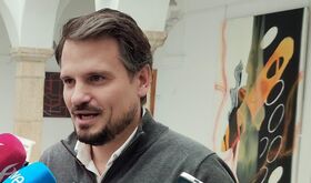 Bautista  Harto al tratar con una contraparte situada en la adolescencia poltica