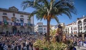 Las cofradas de Cceres lanzan un declogo para promover un comportamiento respetuoso 