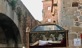 Jess de la Expiracin Estudiantes y el Santo Entierro salen en el Viernes Santo cacereo