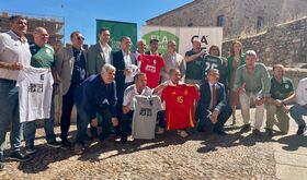 Reconocidas figuras ftbol se citarn en Cceres para recaudar fondos para enfermos de ELA