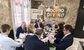Hormiga Verde y Bombones Valcorchero representarn a Extremadura en IX Premios Industria