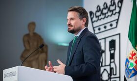 Junta ve constructiva reunin GuardiolaCotrina y espera que no se quede en una foto 