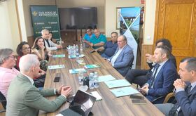 Caja Rural reafirma su apoyo al sector primario con modernizacin de regados de Rosarito