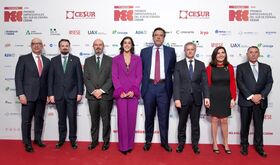 La Casa de las Carcasas premio Cesur a Mejor Iniciativa Emprendedora del Sur de Espaa