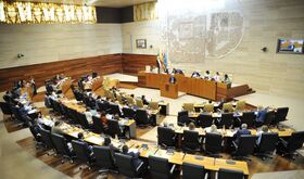 Asamblea urge informe jurdico para analizar peticin de no celebrar Debate Estado Regin