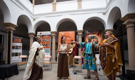 Festival Mrida lleva la cultura clsica a las calles con pasacalles cuentacuentos y cine