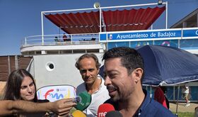 Programa Bibliopiscinas ofrece ms de 4000 ttulos en La Granadilla y San Roque Badajoz
