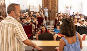 El Presidente Diputacin Cceres recibe a nis saharauis del programa Vacaciones en Paz