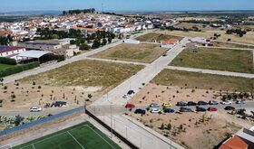 Valverde de Legans vende 71 solares a precios muy por debajo de mercado 