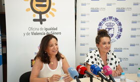 IMEX reparte en Don Benito 2000 pulseras que alertan situaciones violencia contra mujeres