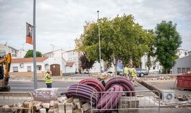 El Ayuntamiento de Mrida refuerza la seguridad peatonal en la avenida Reina Sofa