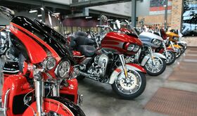 Venta de motos de carretera 3 tendencias tras el alza del 30 por ciento