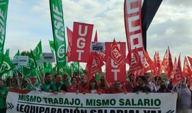 CSIF UGT y CCOO paralizan las movilizaciones tras convocarse las Mesas Sectoriales 