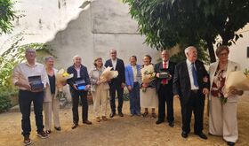 El Ayuntamiento de Cceres homenajea a cuatro matrimonios longevos de la ciudad