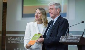  La presidenta de la Junta destaca el crecimiento econmico de Extremadura