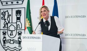 La Junta destaca su respuesta ante la pobreza y la exclusin con hechos en los PGEx