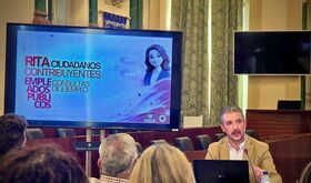 Alcaldes la provincia conocen las utilidades de la agente virtual de Diputacin de Badajoz
